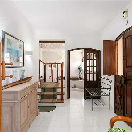 Roulito's Gæstehus *